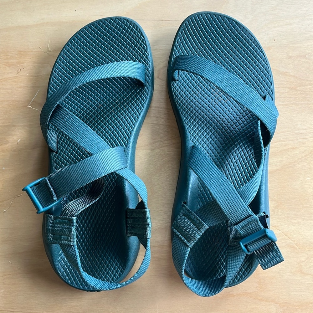 Chaco sandals teal blue size 9
